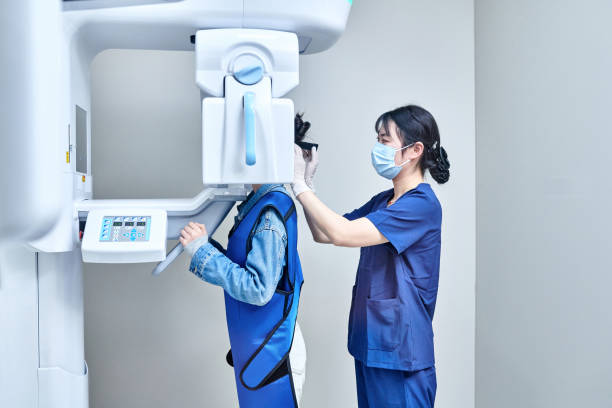 Best Emergency Dental Care for Broken or Chipped Teeth in New Hampton, IA